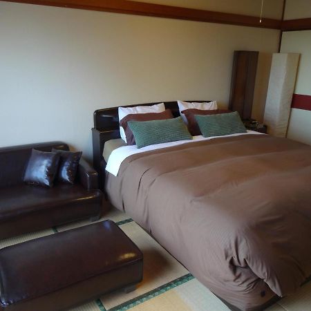 Ryokan Izuna Атами Экстерьер фото
