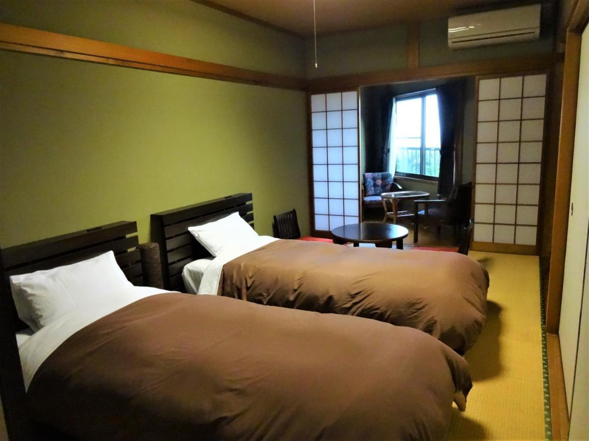 Ryokan Izuna Атами Экстерьер фото
