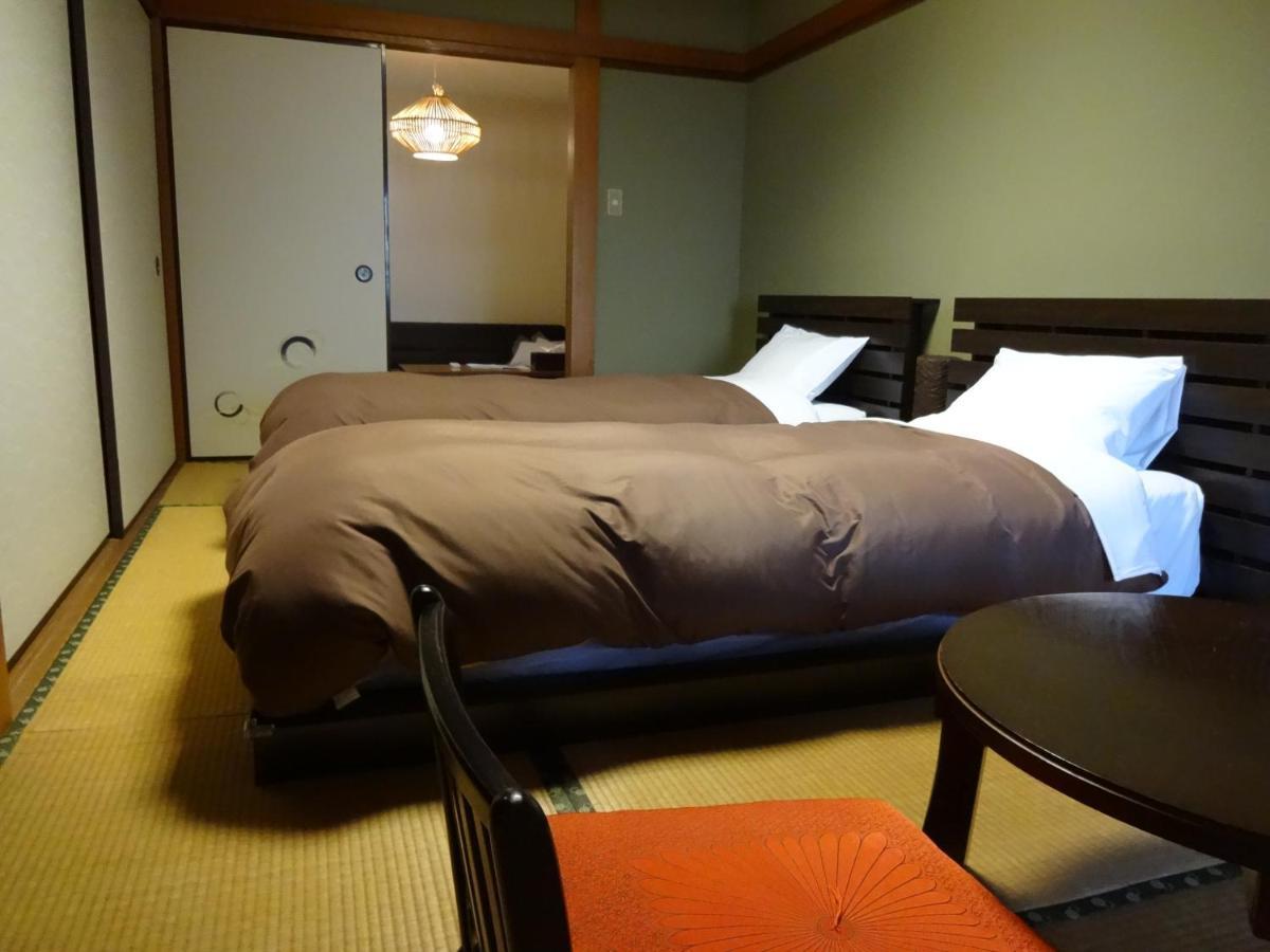 Ryokan Izuna Атами Экстерьер фото